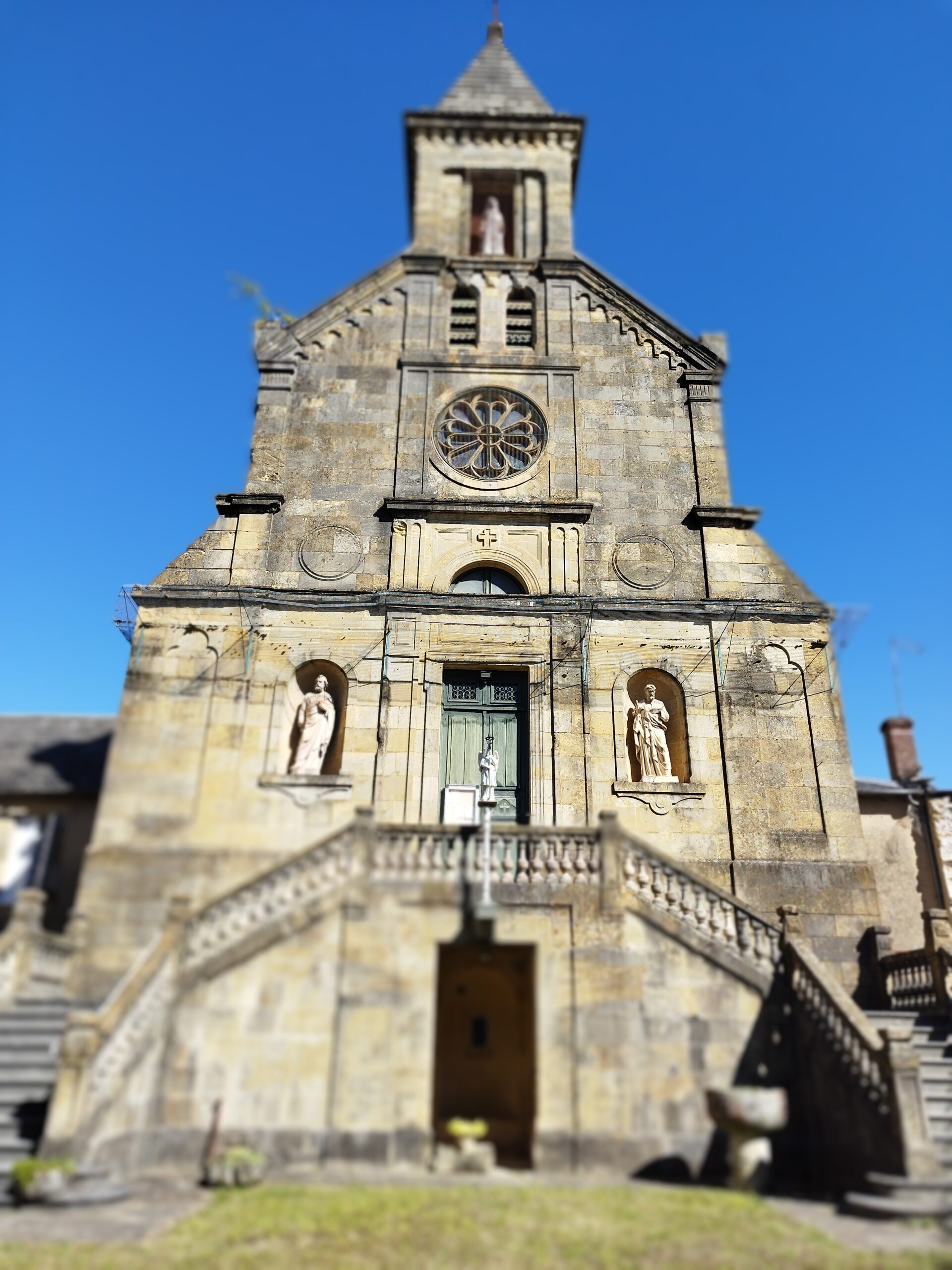 Façade de la chapelle